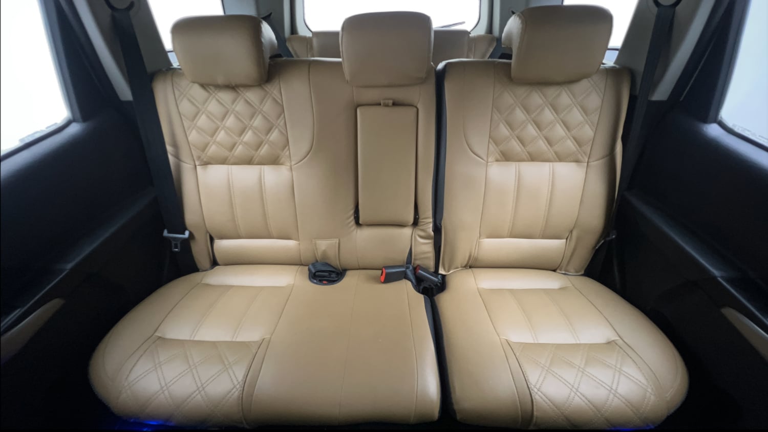 Used 2021 Mahindra XUV500 W7 Diesel Manual interior REAR SEAT CONDITION VIEW