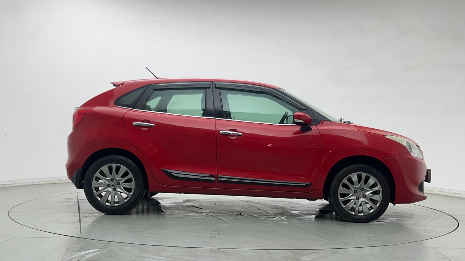 Used 2016 Maruti Suzuki Baleno Zeta 1.2 Petrol Manual exterior RIGHT SIDE VIEW