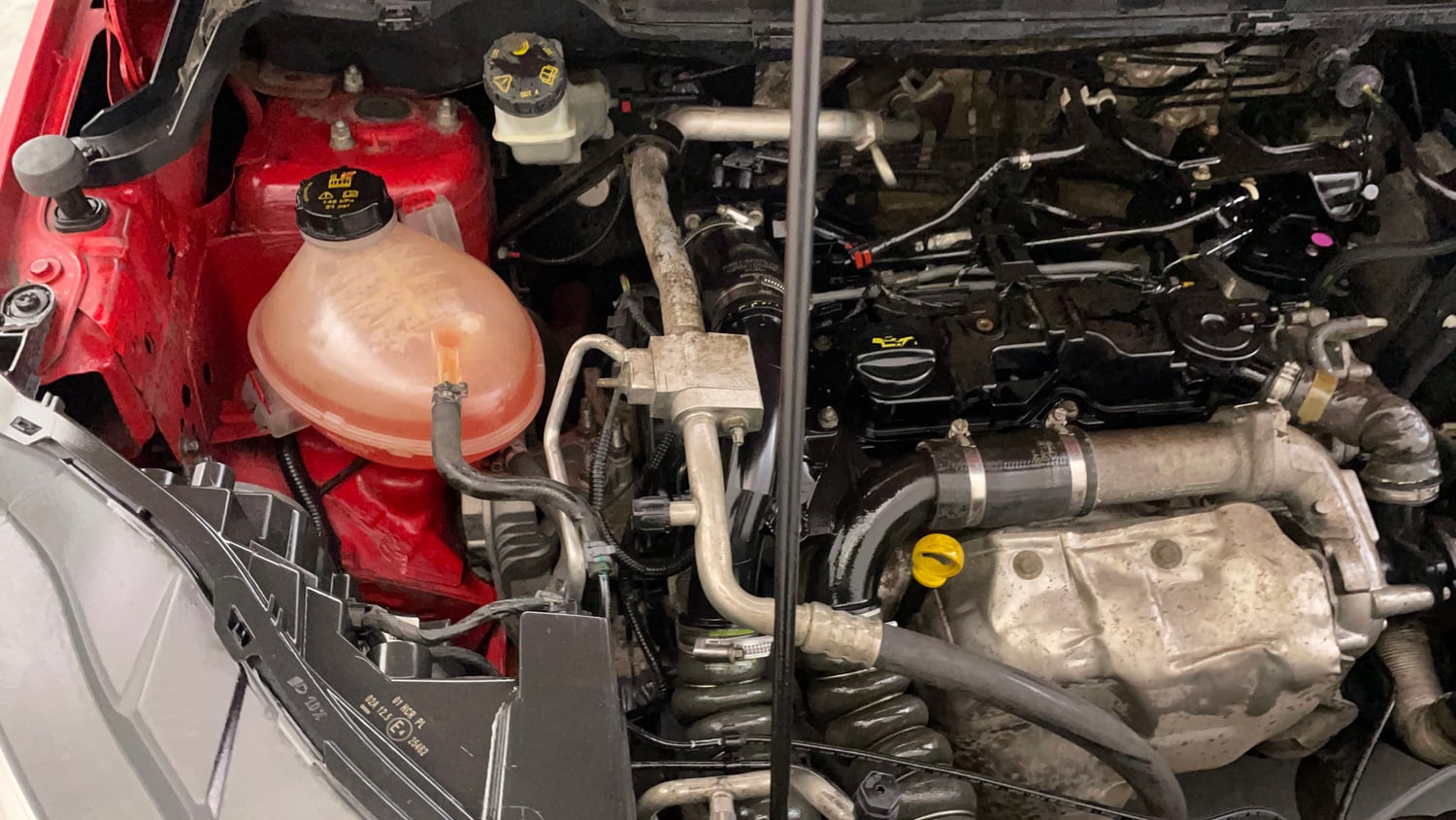 Used 2018 Ford EcoSport Trend 1.5L TDCi Diesel Manual engine ENGINE RIGHT SIDE VIEW