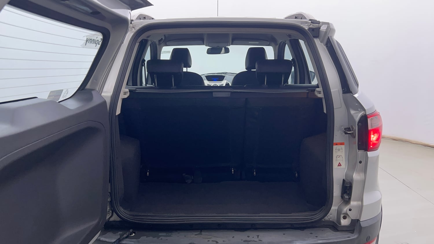 Used 2015 Ford EcoSport Titanium 1.5 Ti-VCT Petrol Manual interior DICKY INSIDE VIEW