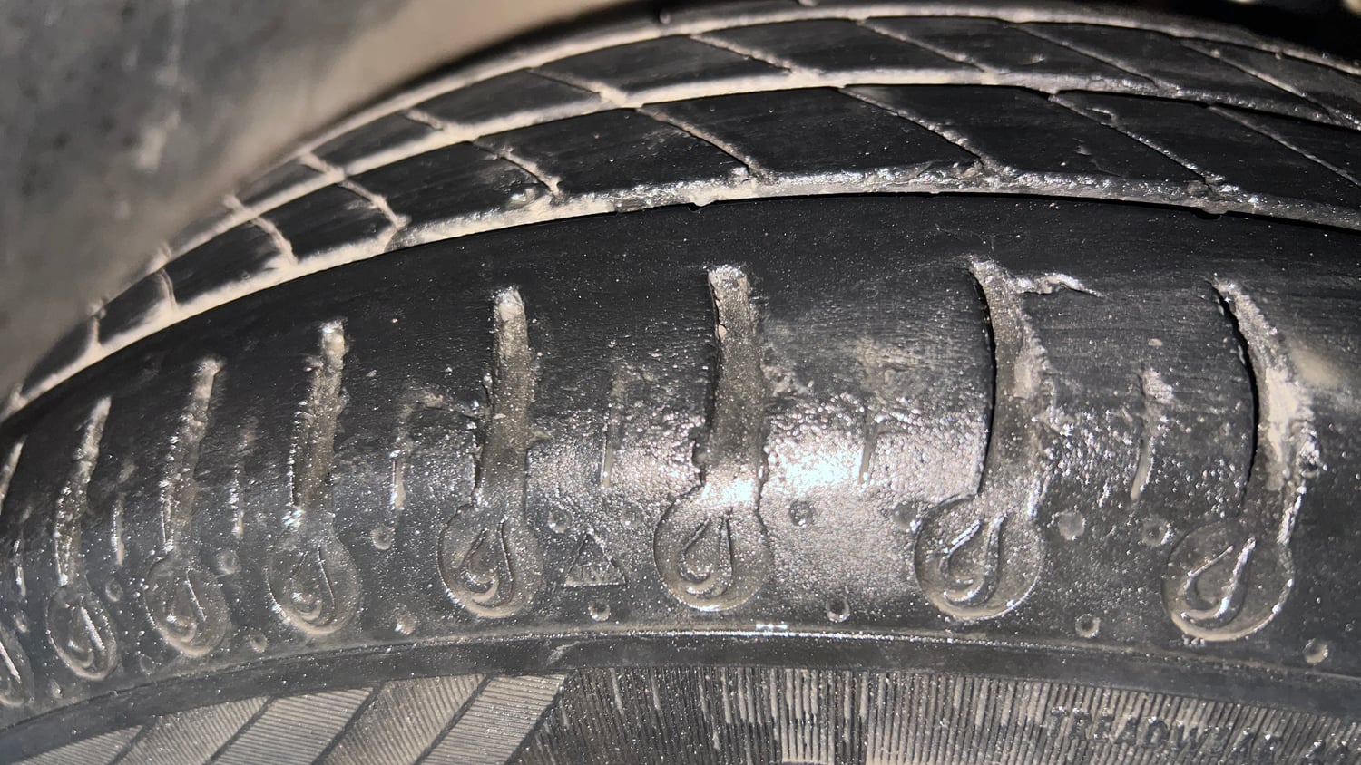 Used 2021 Tata Tiago XT Petrol Manual tyres RIGHT FRONT TYRE TREAD VIEW