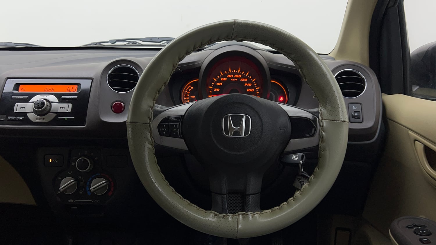 Used 2013 Honda Amaze 1.2 S i-VTEC Petrol Manual interior STEERING VIEW