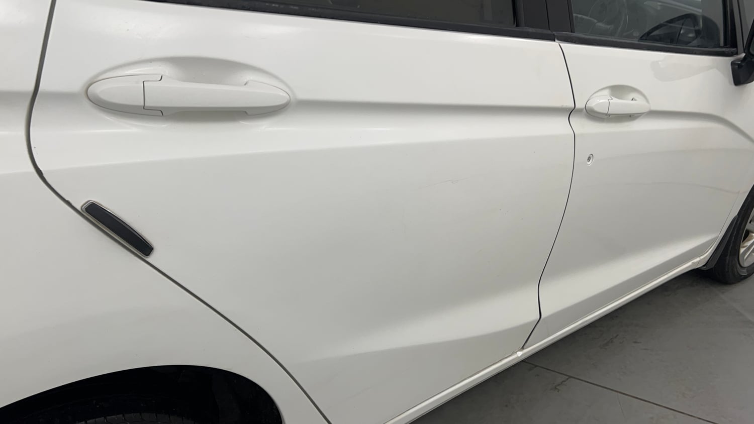 Used 2016 Honda Jazz VX Petrol Petrol Manual dents MINOR SCRATCH
