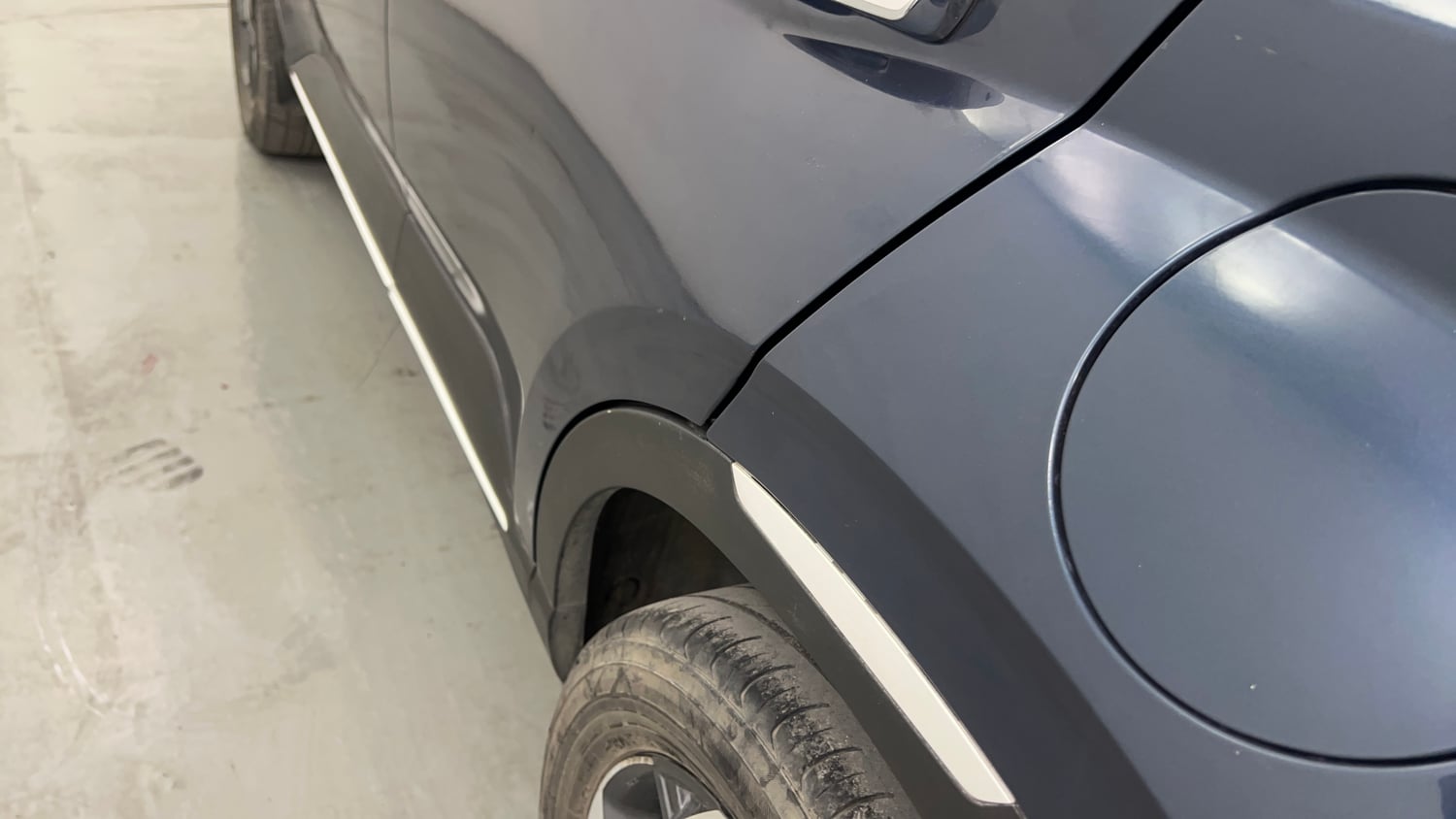 Used 2019 Hyundai Venue SX Plus 1.0 Turbo DCT Dual Tone Petrol Automatic dents MINOR SCRATCH