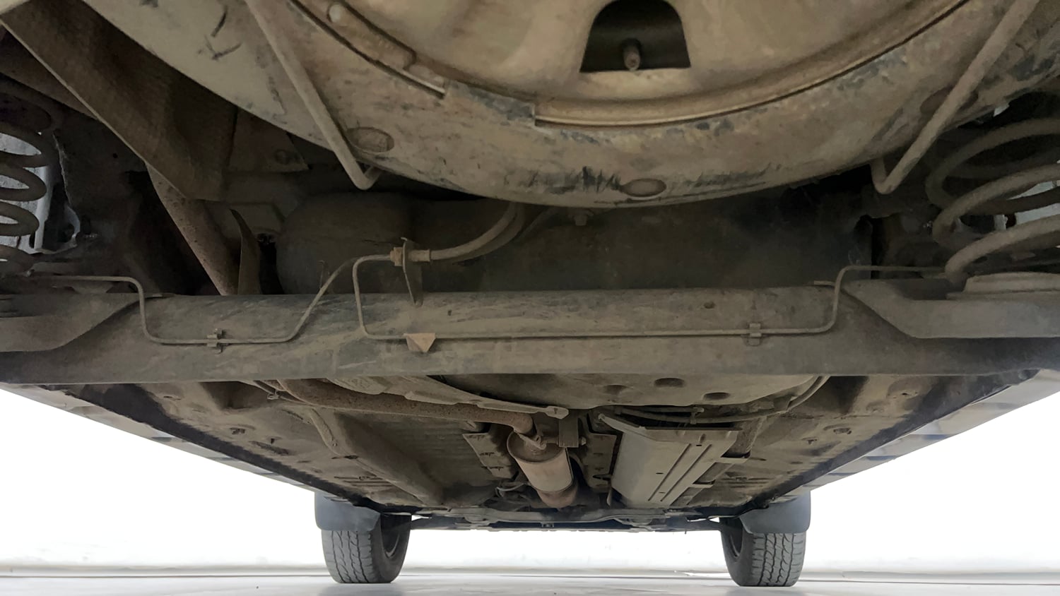 Used 2013 Renault Duster RxL Petrol Petrol Manual extra REAR UNDERBODY VIEW (TAKEN FROM REAR)