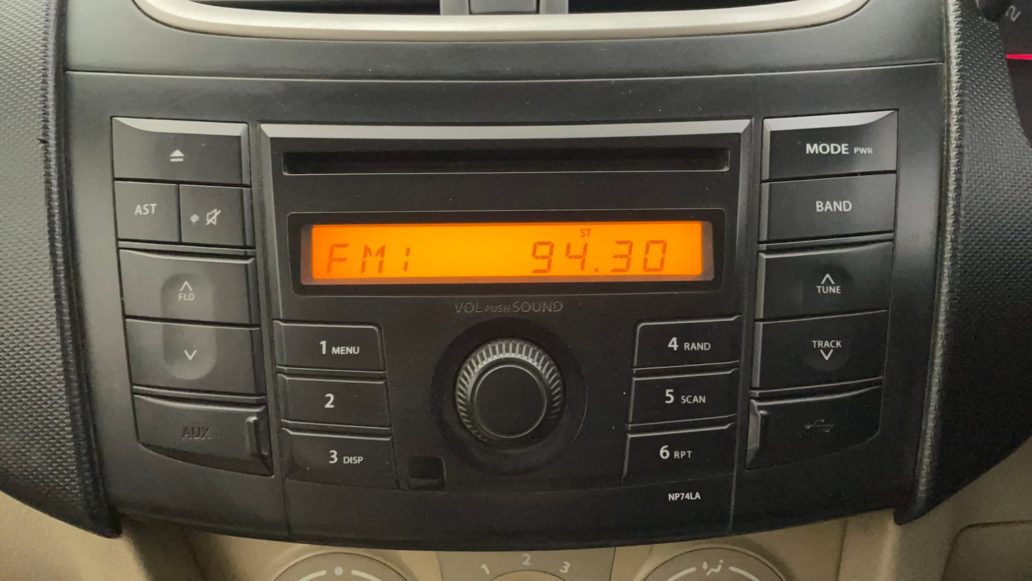 Used 2012 Maruti Suzuki Swift Dzire VXI Petrol Manual top_features Integrated (in-dash) music system