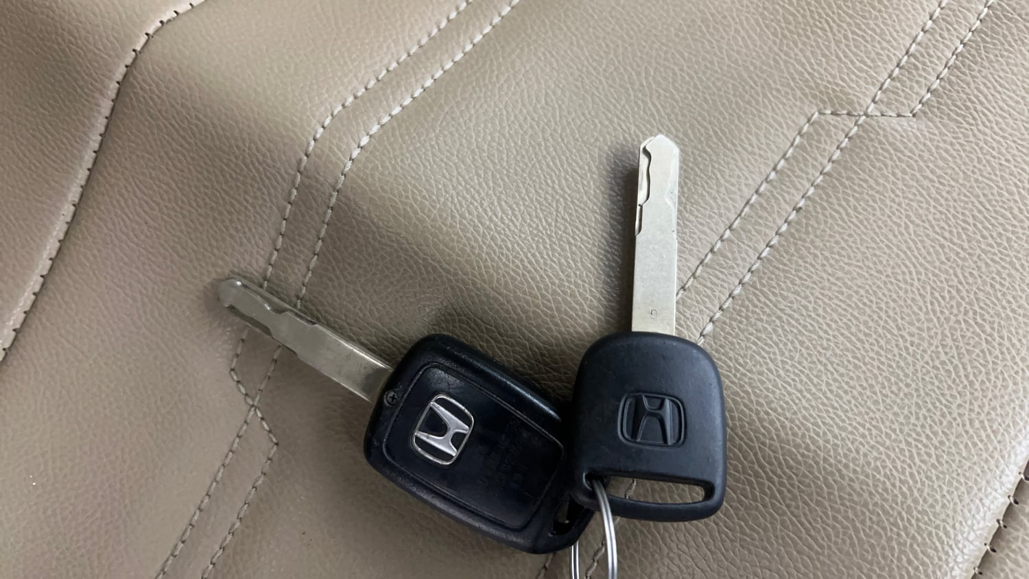 Used 2019 Honda Amaze 1.2 S MT Petrol Petrol Manual extra CAR KEY VIEW