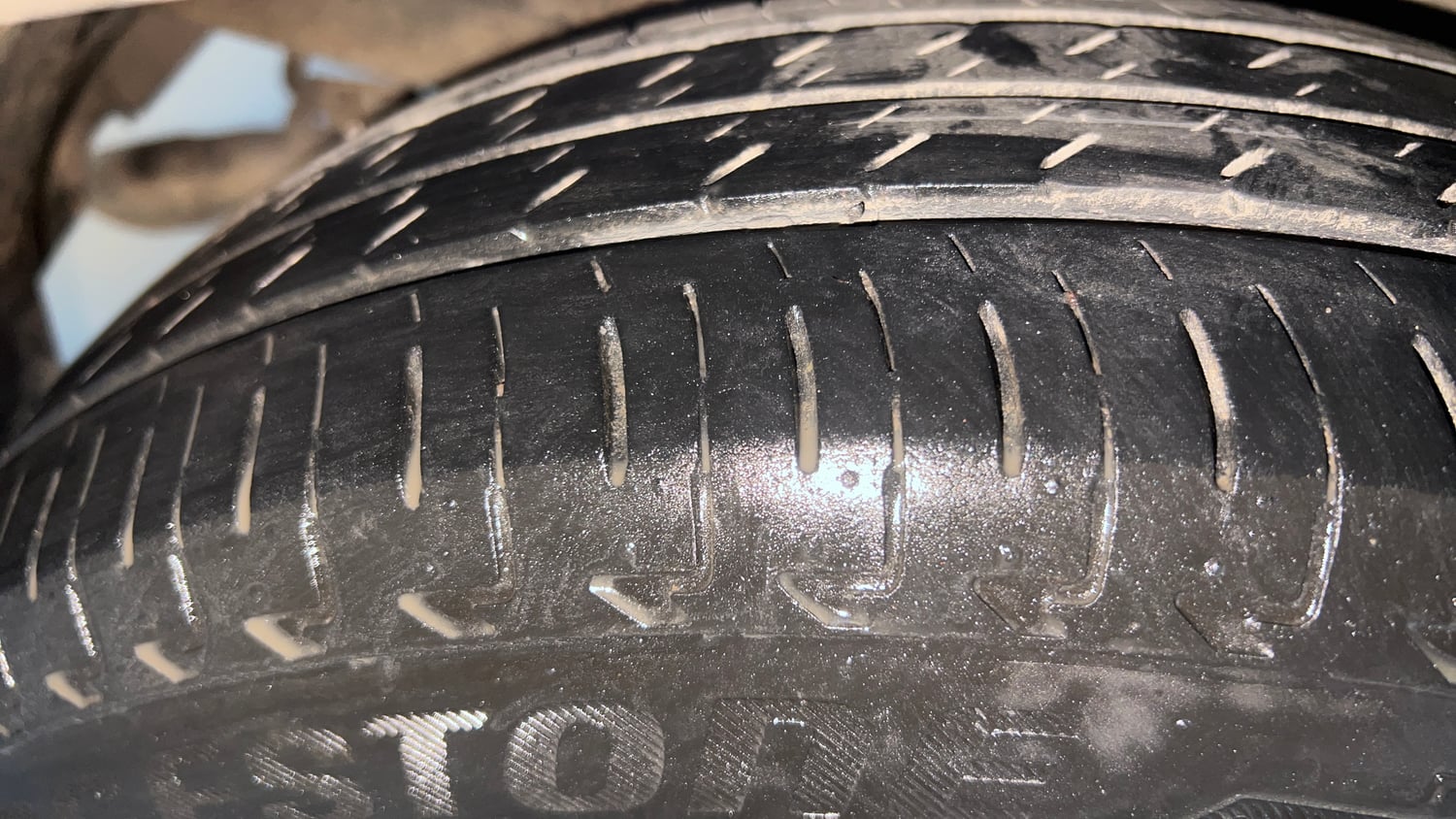 Used 2019 Maruti Suzuki Ignis Zeta 1.2 MT Petrol Manual tyres RIGHT REAR TYRE TREAD VIEW