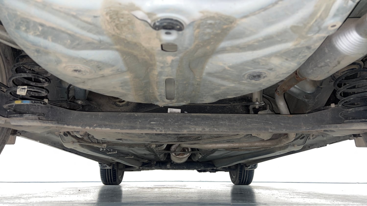 Used 2018 Maruti Suzuki Baleno Alpha 1.2 AT Petrol Automatic extra REAR UNDERBODY VIEW (TAKEN FROM REAR)