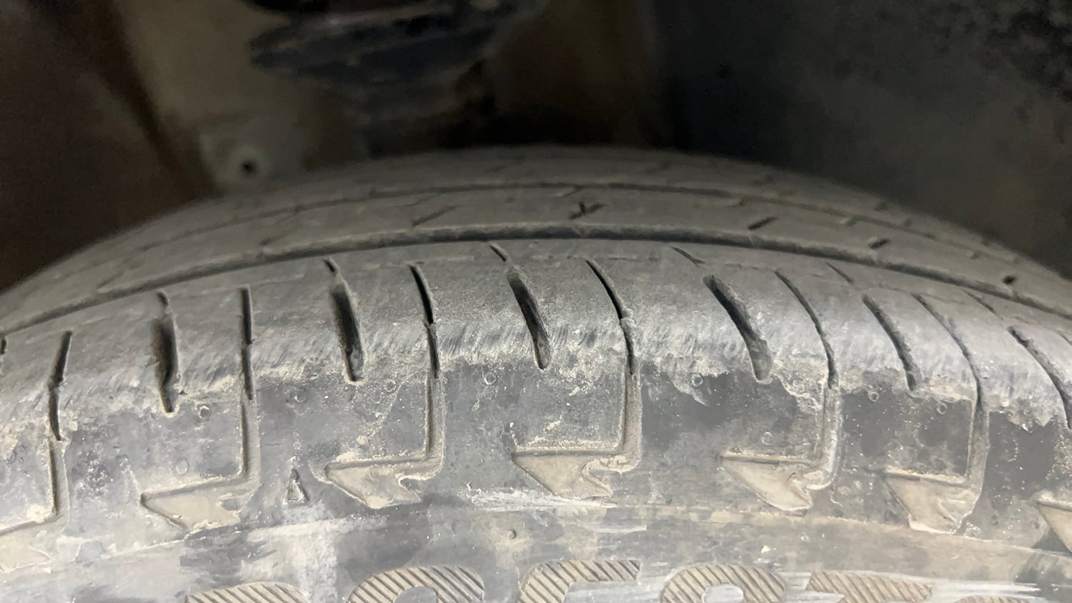 Used 2023 Maruti Suzuki Celerio VXi CNG Cng Manual tyres RIGHT FRONT TYRE TREAD VIEW