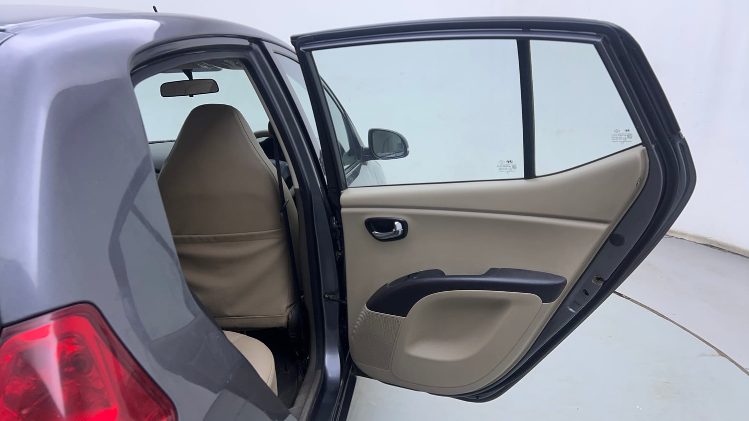 Used 2013 Hyundai i10 Magna 1.2 Kappa2 Petrol Manual interior RIGHT REAR DOOR OPEN VIEW