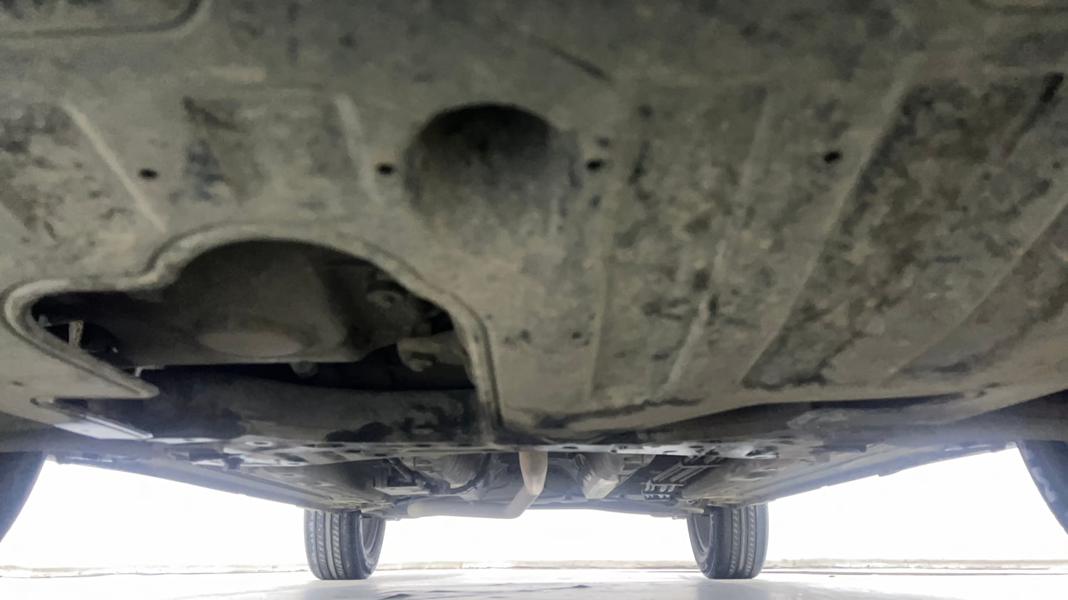 Used 2021 Kia Sonet HTX 1.5 Diesel Manual extra FRONT LEFT UNDERBODY VIEW
