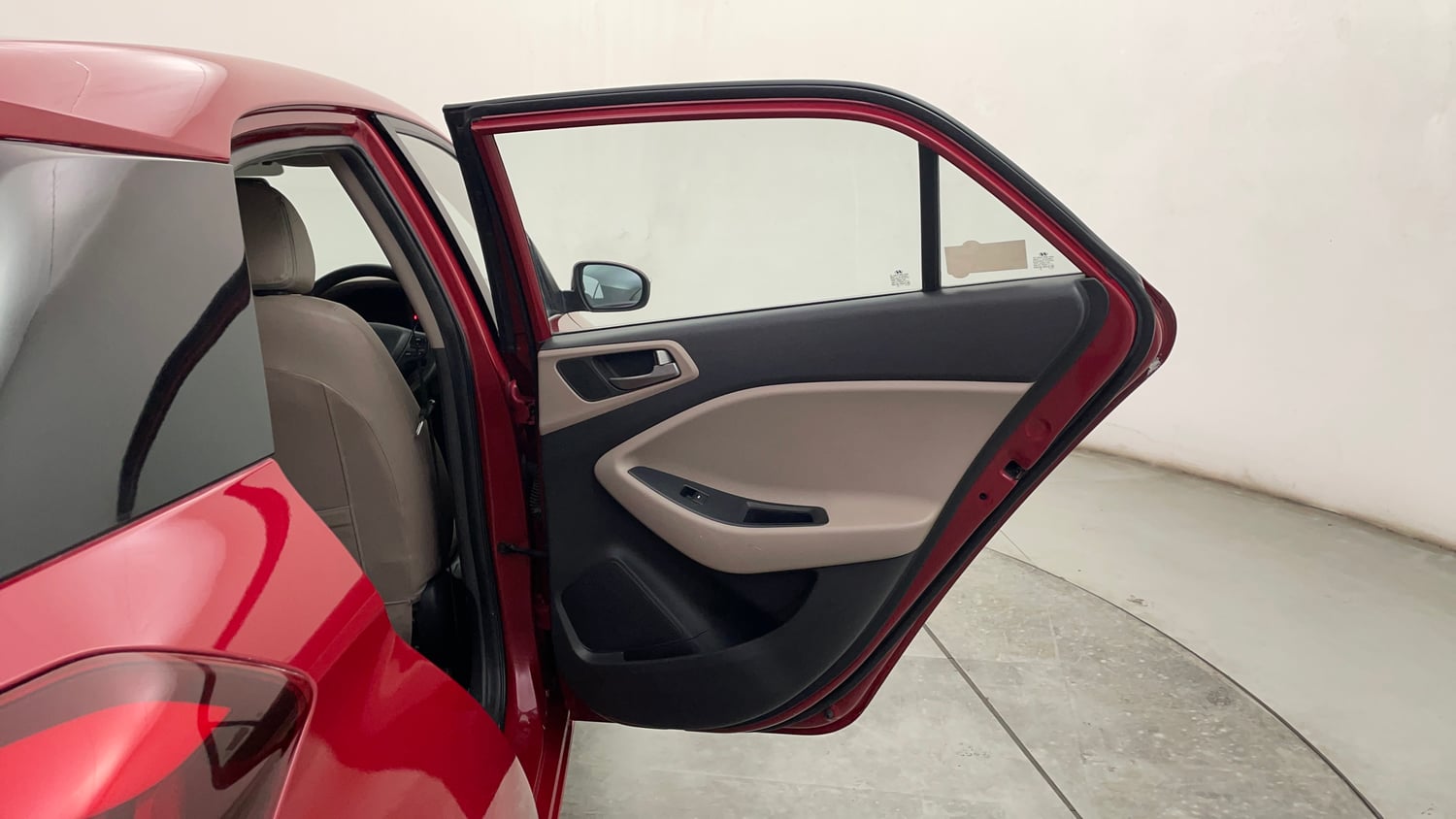 Used 2016 Hyundai Elite i20 Sportz 1.2 Petrol Manual interior RIGHT REAR DOOR OPEN VIEW