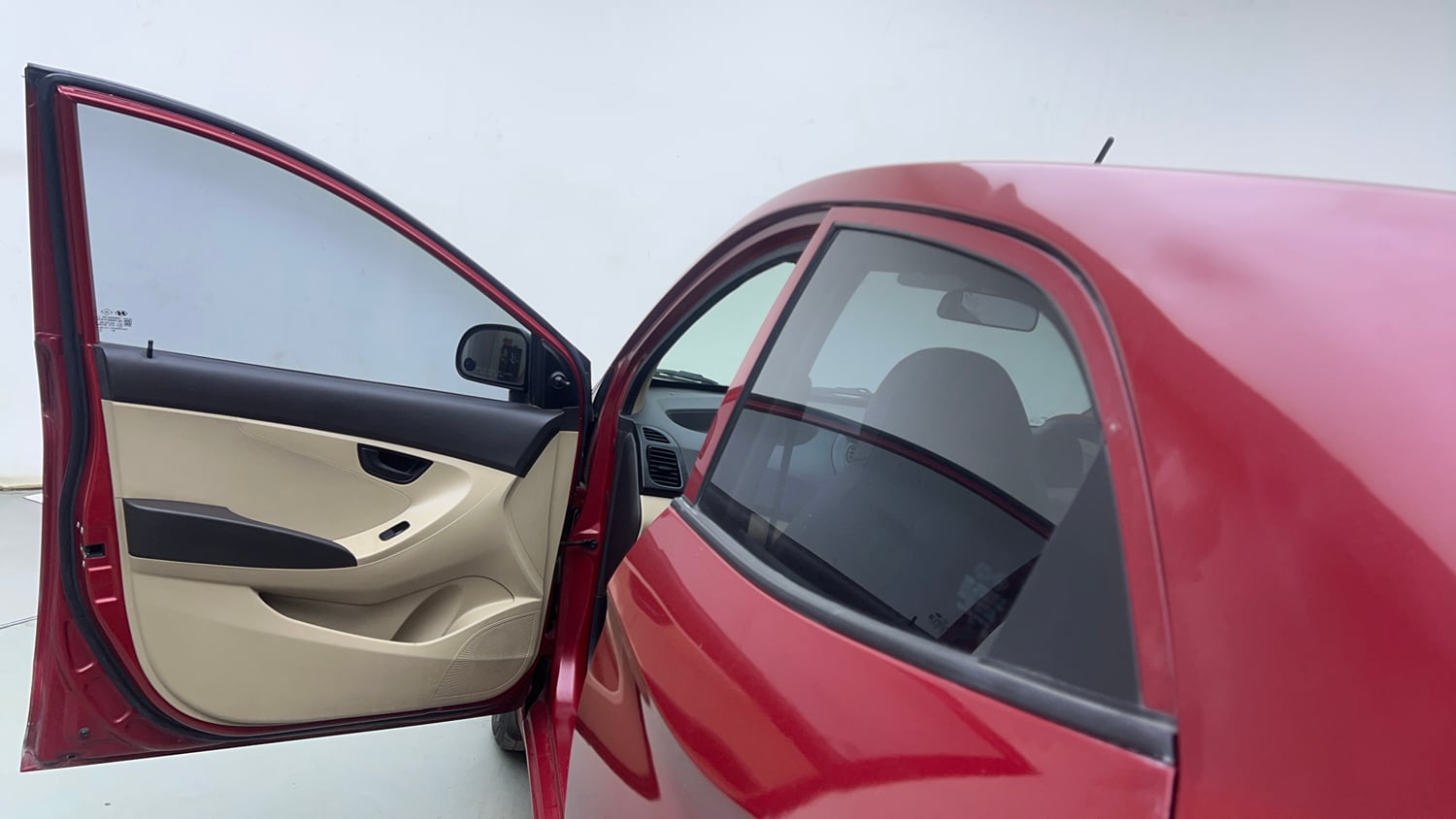 Used 2016 Hyundai Eon Magna + Petrol Manual interior LEFT FRONT DOOR OPEN VIEW