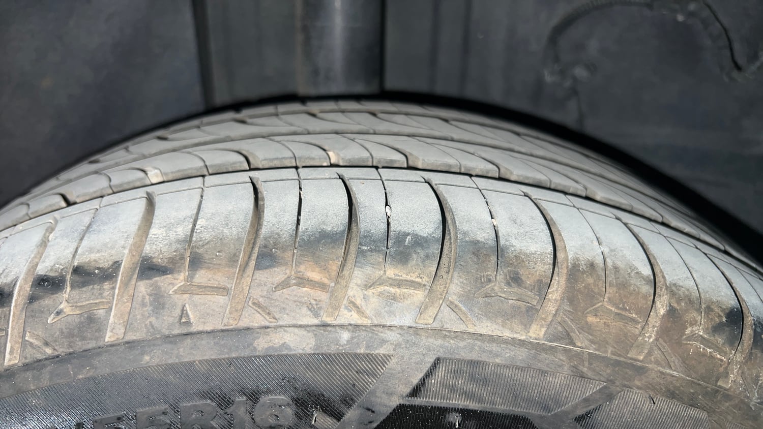 Used 2022 Tata Altroz XZ Diesel Diesel Manual tyres RIGHT REAR TYRE TREAD VIEW
