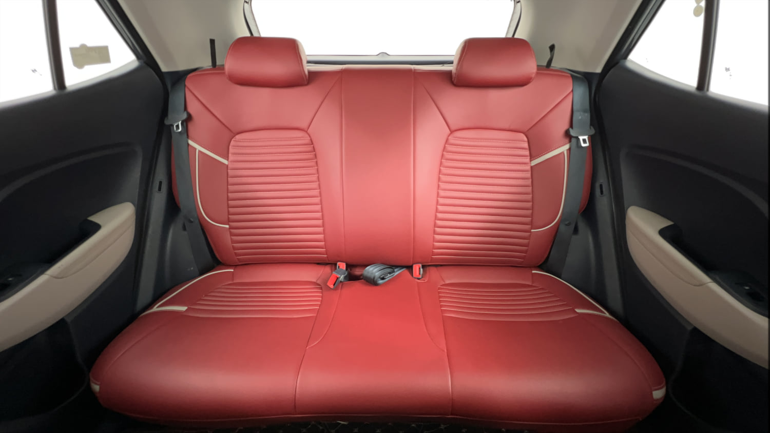 Used 2019 Hyundai Venue SX Plus 1.0 Turbo DCT Dual Tone Petrol Automatic interior REAR SEAT CONDITION VIEW