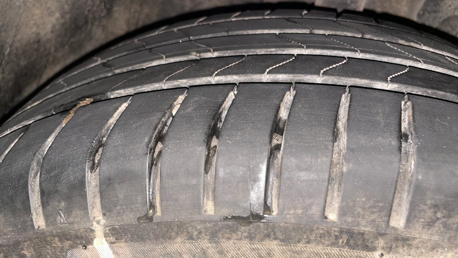 Used 2021 Honda WR-V VX MT Petrol Petrol Manual tyres RIGHT FRONT TYRE TREAD VIEW