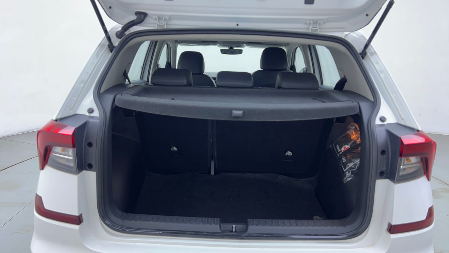 Used 2022 Skoda Kushaq Style 1.5L TSI DSG (6 Airbags) Petrol Automatic interior DICKY INSIDE VIEW