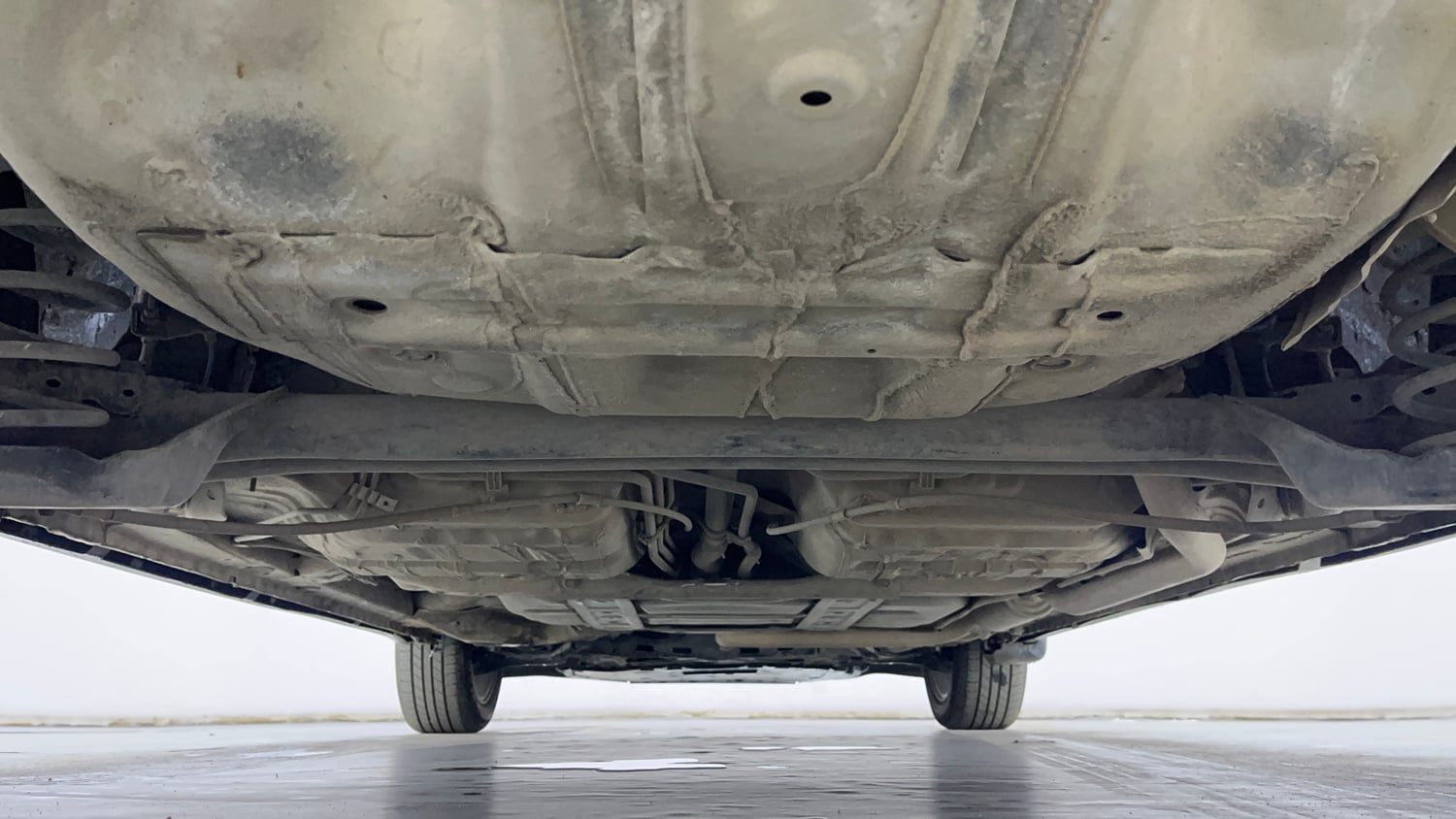 Used 2018 Honda WR-V VX MT Diesel Diesel Manual extra REAR UNDERBODY VIEW (TAKEN FROM REAR)