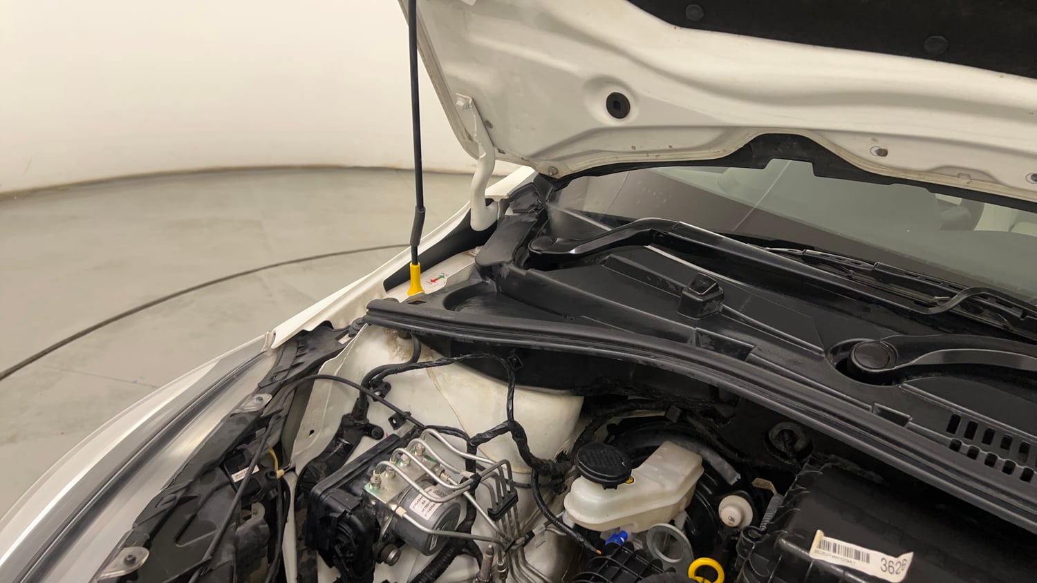 Used 2024 Tata Tigor XZ Plus Petrol Manual engine ENGINE RIGHT SIDE HINGE & APRON VIEW