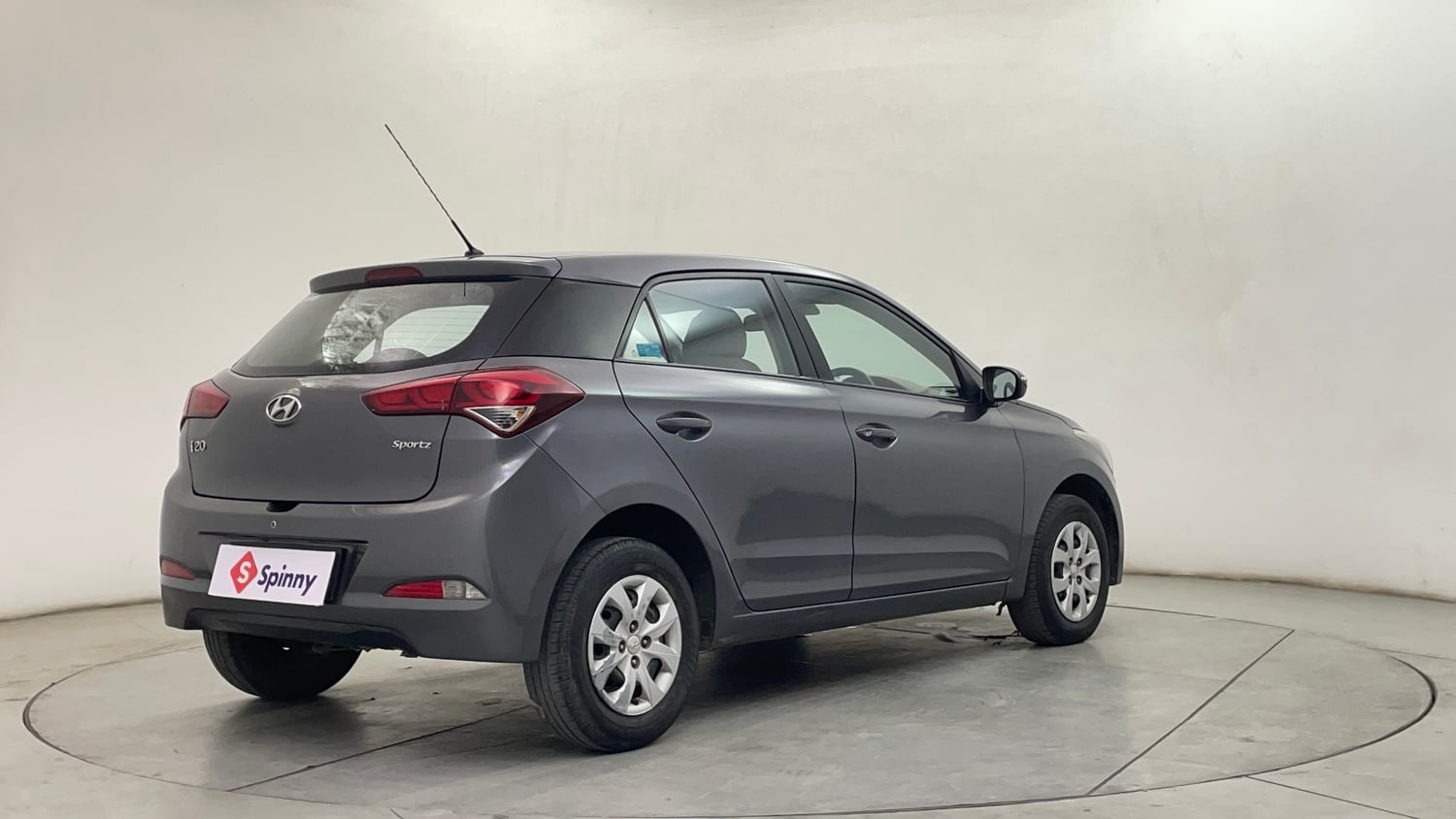 Used 2017 Hyundai Elite i20 Sportz 1.2 Petrol Manual exterior RIGHT REAR CORNER VIEW