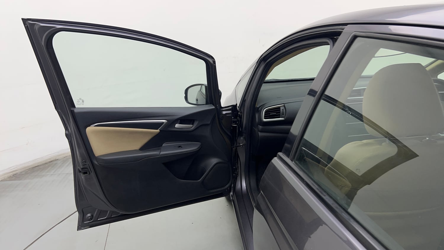Used 2018 Honda Jazz V CVT Petrol Petrol Automatic interior LEFT FRONT DOOR OPEN VIEW