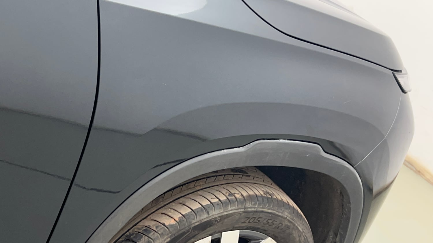 Used 2026 Skoda Kylaq Prestige Petrol Manual dents MINOR SCRATCH
