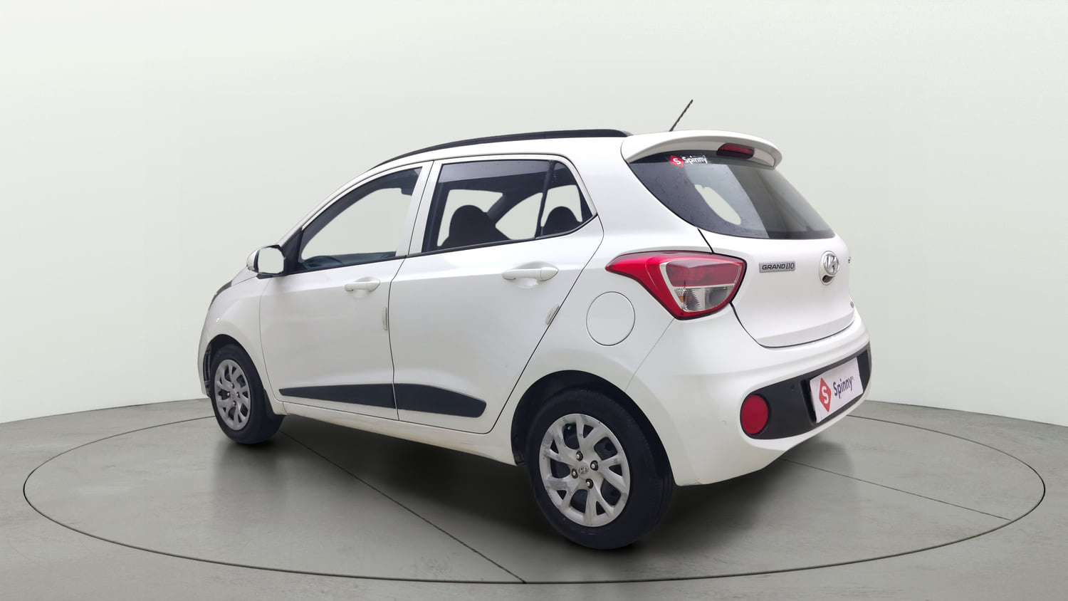 Used 2020 Hyundai Grand i10 Sportz 1.2 Kappa VTVT Petrol Manual exterior LEFT REAR CORNER VIEW