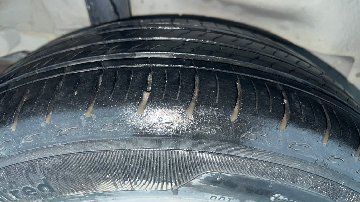 Used 2022 Honda City V Petrol Petrol Manual tyres LEFT REAR TYRE TREAD VIEW