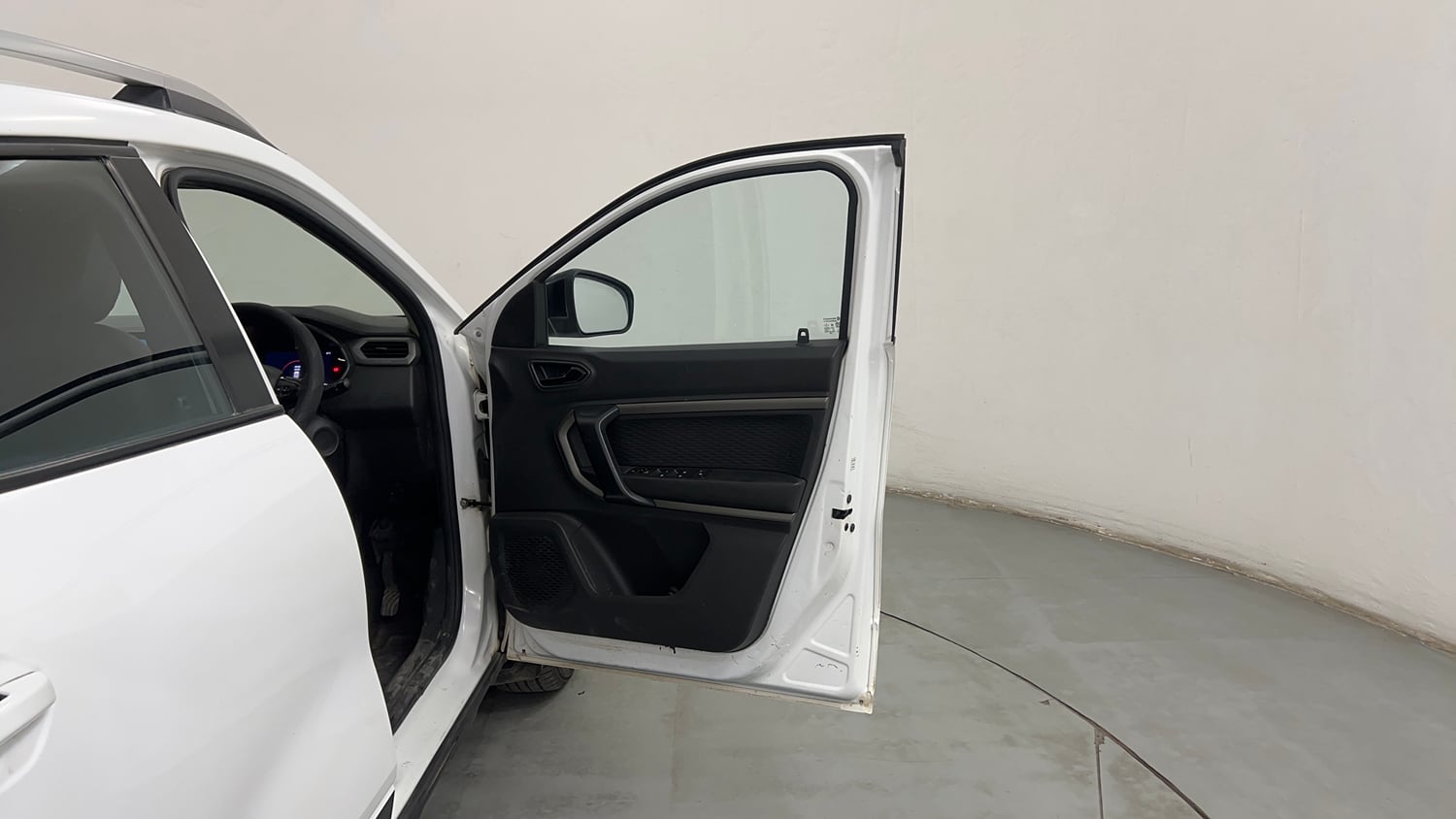 Used 2021 Renault Kiger RXZ AMT Petrol Automatic interior RIGHT FRONT DOOR OPEN VIEW