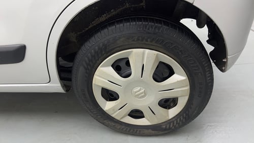 Used 2015 Maruti Suzuki Wagon R VXI Petrol Manual tyres LEFT REAR TYRE RIM VIEW
