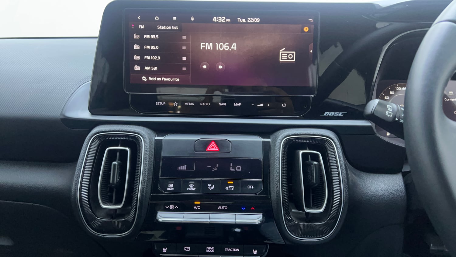 Used 2024 Kia Sonet GTX Plus 1.0 Turbo Petrol DCT Petrol Automatic interior MUSIC SYSTEM & AC CONTROL VIEW