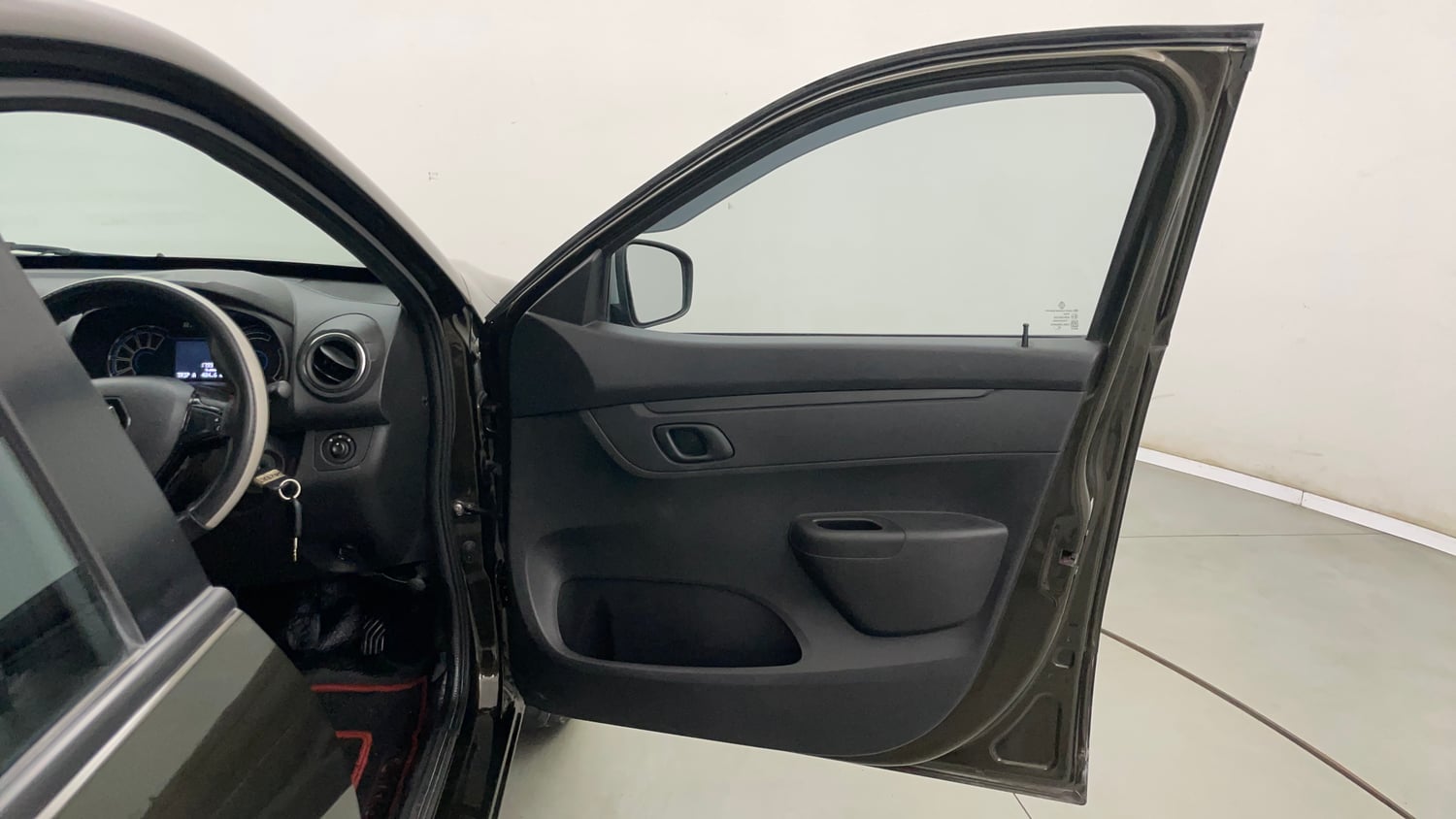 Used 2023 Renault Kwid RXT 1.0 Petrol Manual interior RIGHT FRONT DOOR OPEN VIEW