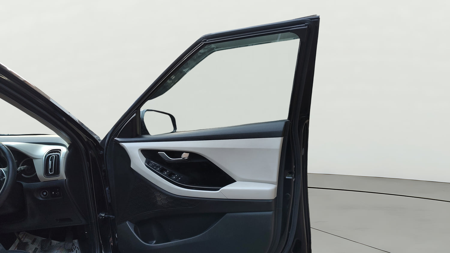 Used 2022 Hyundai Creta SX 1.5 Petrol Petrol Manual interior RIGHT FRONT DOOR OPEN VIEW