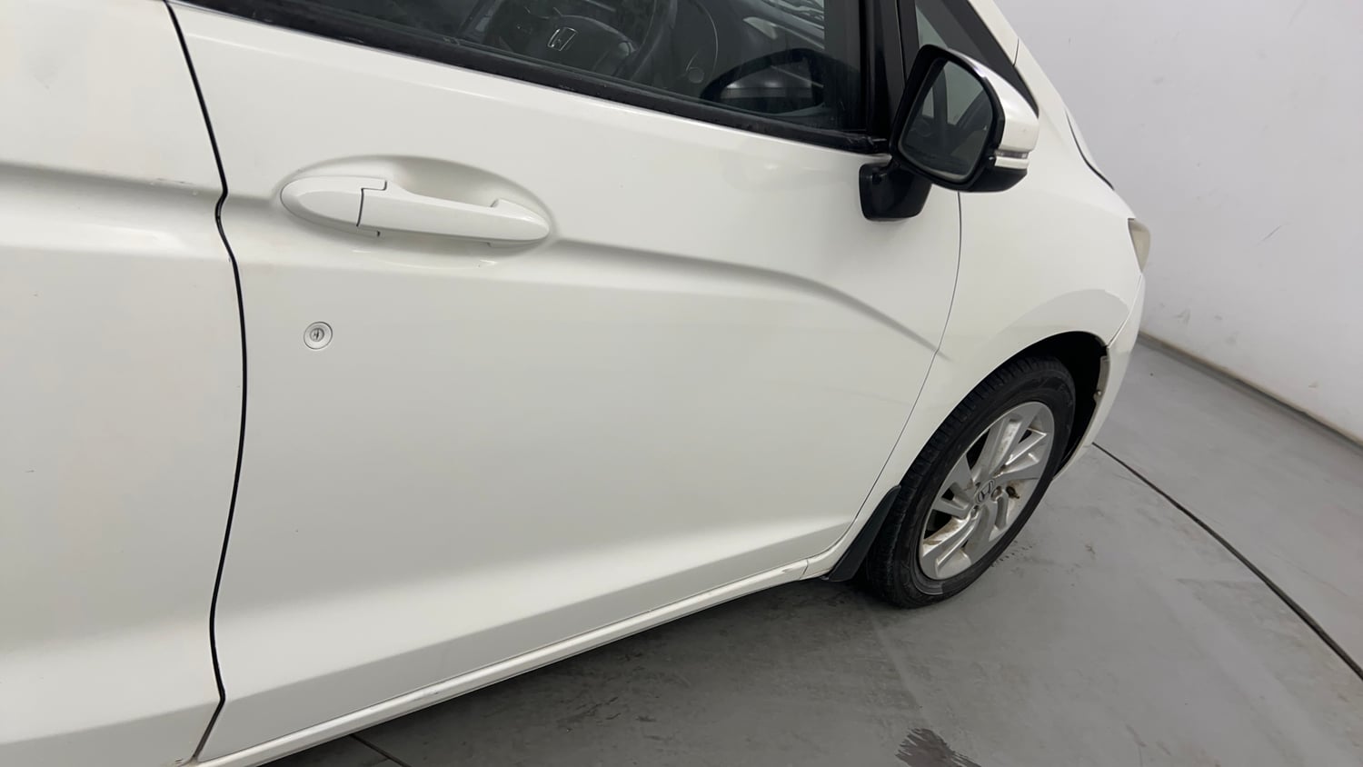 Used 2016 Honda Jazz VX Petrol Petrol Manual dents MINOR SCRATCH