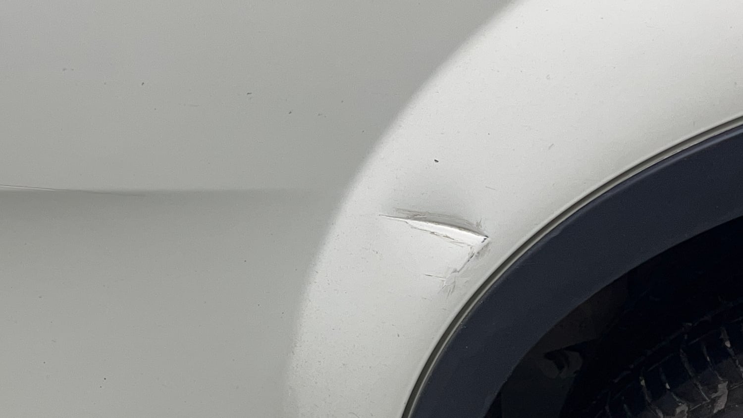 Used 2021 Mahindra XUV500 W7 Diesel Manual dents MINOR SCRATCH