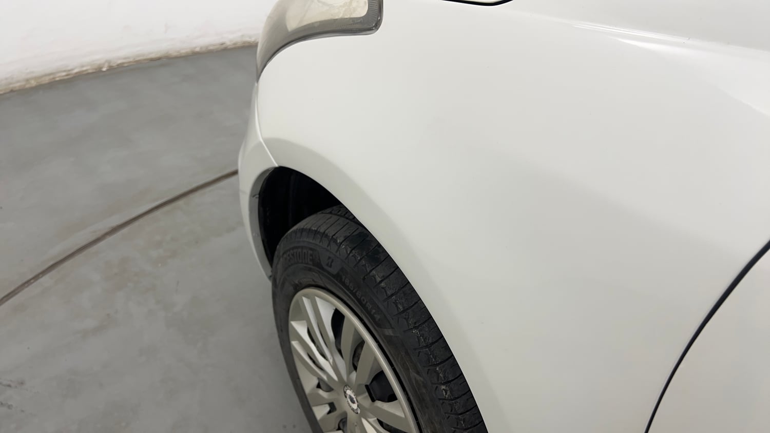 Used 2014 Maruti Suzuki Swift VXi Petrol Manual dents MINOR DENT