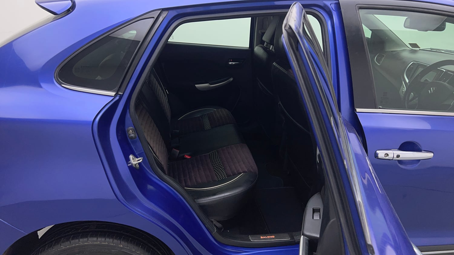 Used 2017 Maruti Suzuki Baleno Alpha 1.2 Petrol Manual interior RIGHT SIDE REAR DOOR CABIN VIEW