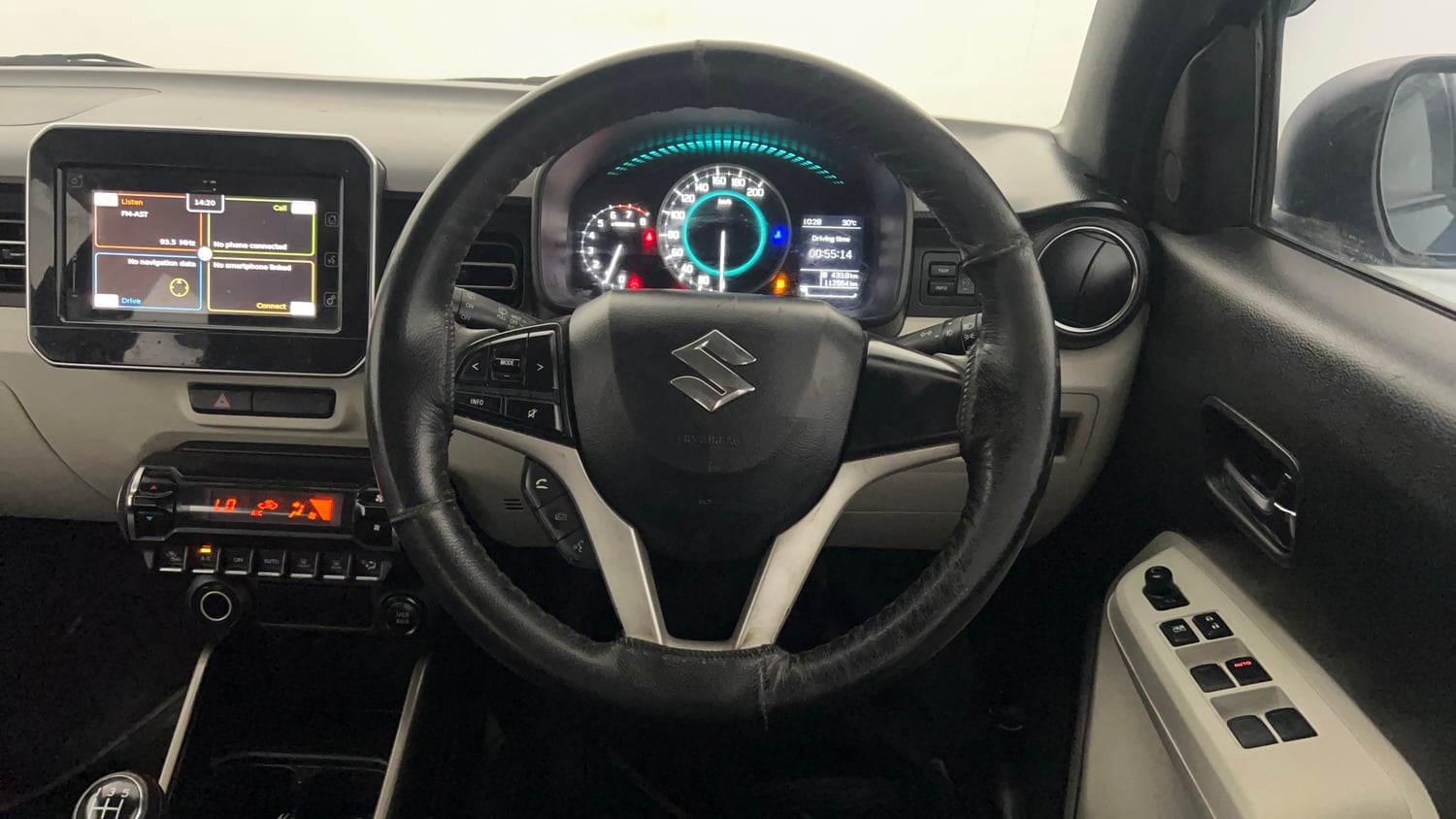 Used 2019 Maruti Suzuki Ignis Alpha 1.2 MT Petrol Manual interior STEERING VIEW