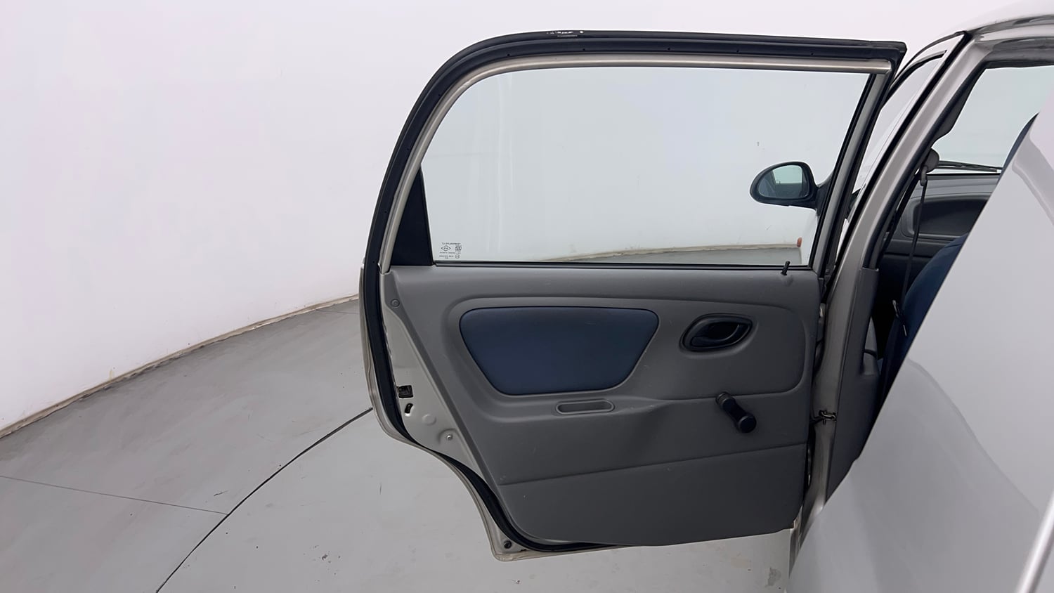 Used 2014 Maruti Suzuki Alto K10 VXi Petrol Manual interior LEFT REAR DOOR OPEN VIEW