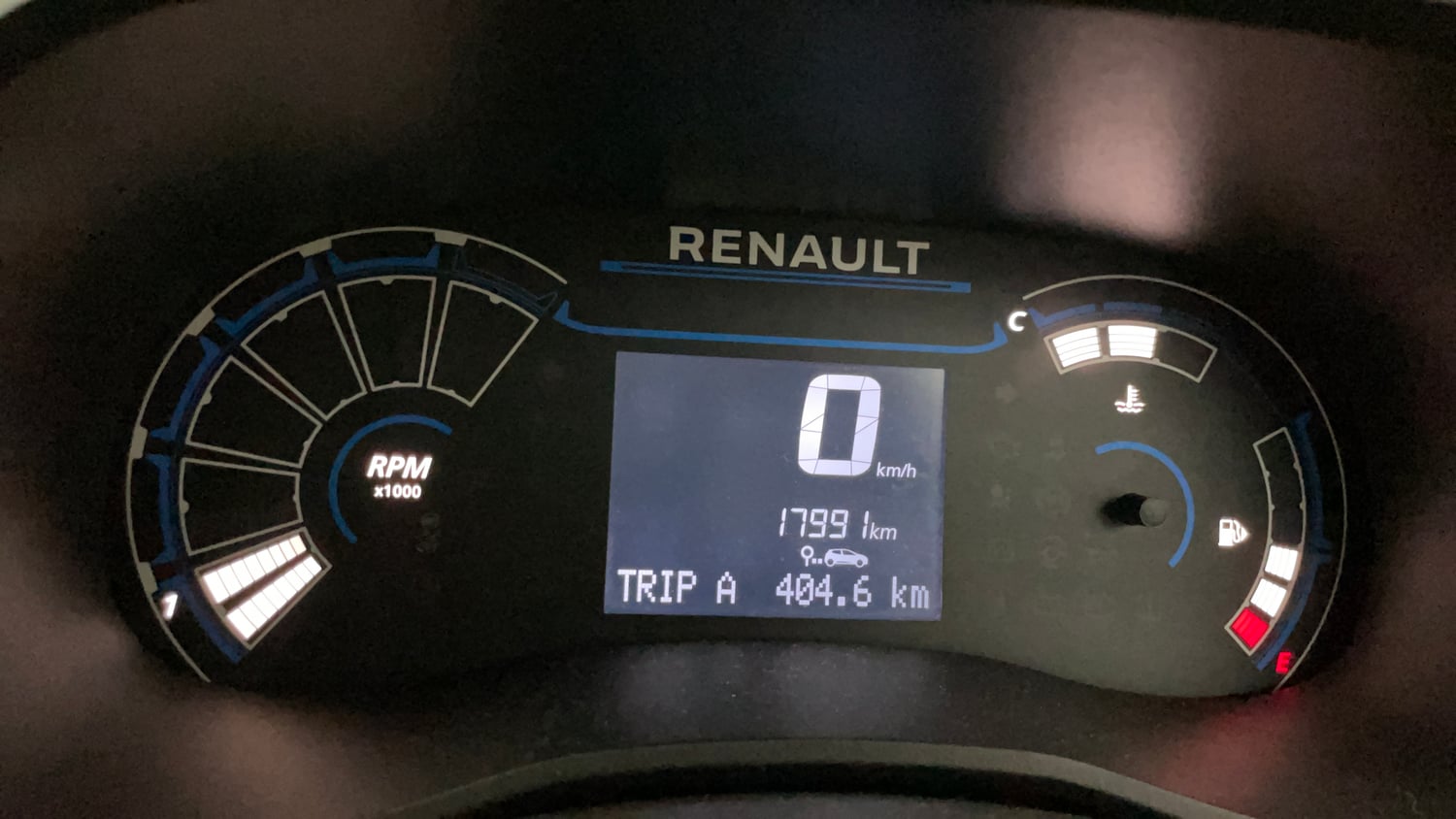 Used 2023 Renault Kwid RXT 1.0 Petrol Manual interior CLUSTERMETER VIEW