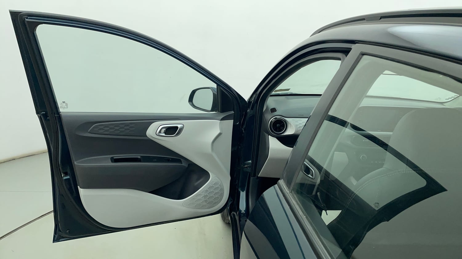 Used 2020 Hyundai Grand i10 Nios Sportz 1.2 Kappa VTVT Petrol Manual interior LEFT FRONT DOOR OPEN VIEW