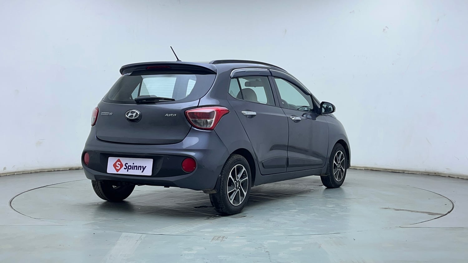 Used 2018 Hyundai Grand i10 Asta 1.2 Kappa VTVT Petrol Manual exterior RIGHT REAR CORNER VIEW