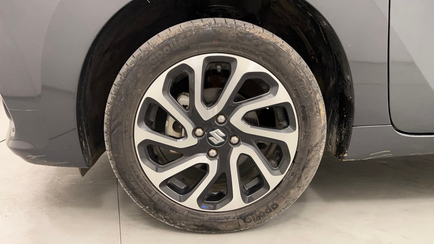 Used 2023 Maruti Suzuki Baleno Alpha AGS Petrol Automatic tyres LEFT FRONT TYRE RIM VIEW