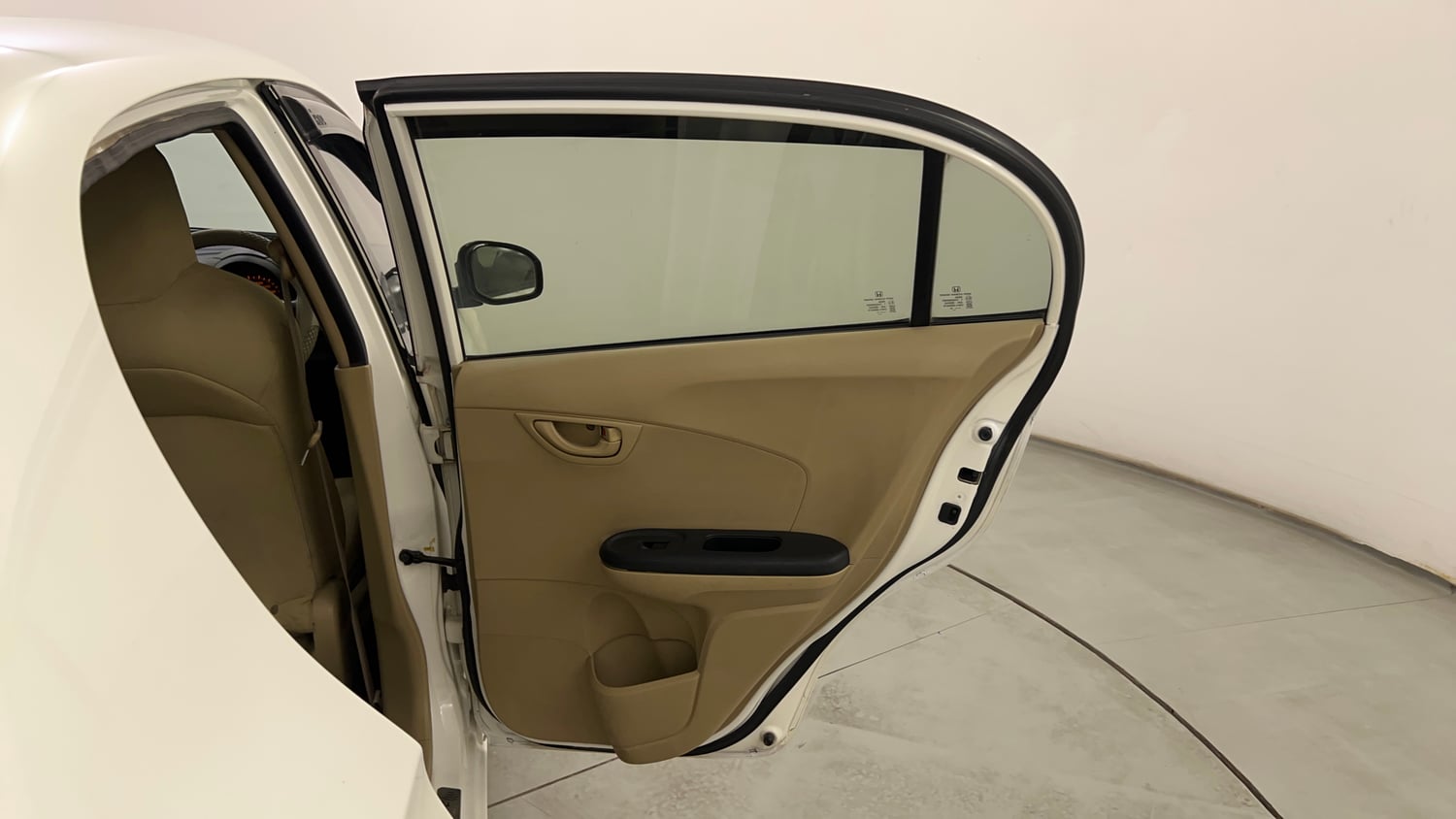 Used 2014 Honda Amaze 1.2 S i-VTEC Petrol Manual interior RIGHT REAR DOOR OPEN VIEW