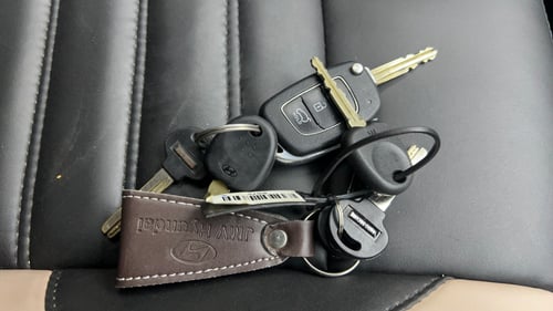 Used 2020 Hyundai Elite i20 Sportz Plus 1.2 Petrol Manual extra CAR KEY VIEW