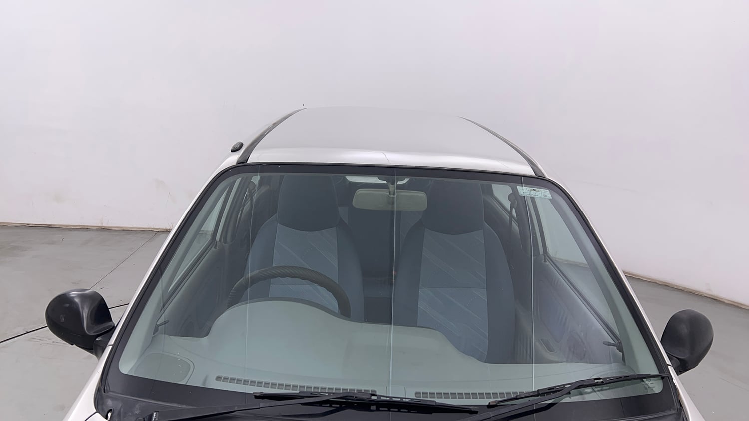 Used 2014 Maruti Suzuki Alto K10 VXi Petrol Manual exterior FRONT WINDSHIELD VIEW