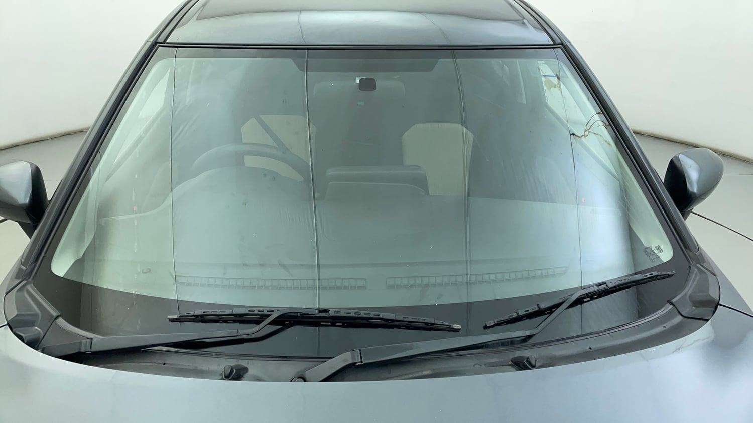 Used 2024 Toyota Glanza G AMT Petrol Automatic exterior FRONT WINDSHIELD VIEW