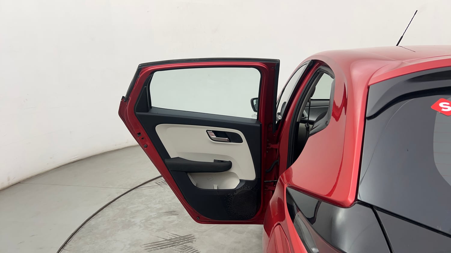 Used 2022 Tata Altroz XZ Diesel Diesel Manual interior LEFT REAR DOOR OPEN VIEW