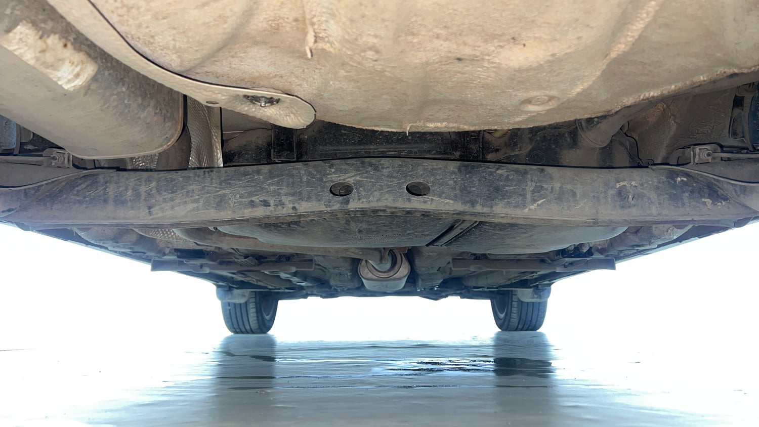 Used 2022 Skoda Kushaq Style 1.5L TSI DSG (6 Airbags) Petrol Automatic extra REAR UNDERBODY VIEW (TAKEN FROM REAR)